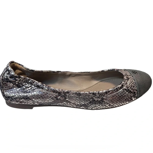NIB TORY BURCH York Metallic Roccia Powder Suede Ballet Flat Silve… - Picture 2 of 9